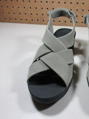 Clarks womens gray Caddell Jena criss cross strappy wedge sandals 9 M